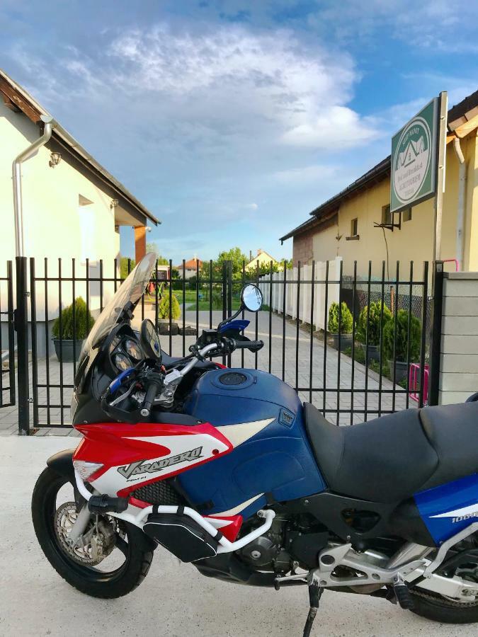 Szép Napot Vendégház Hotel Tordas Kültér fotó
